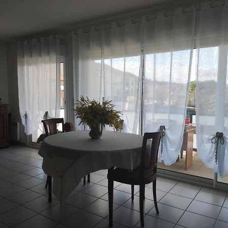 Douces Vacances Apartment Villelongue-dels-Monts ภายนอก รูปภาพ